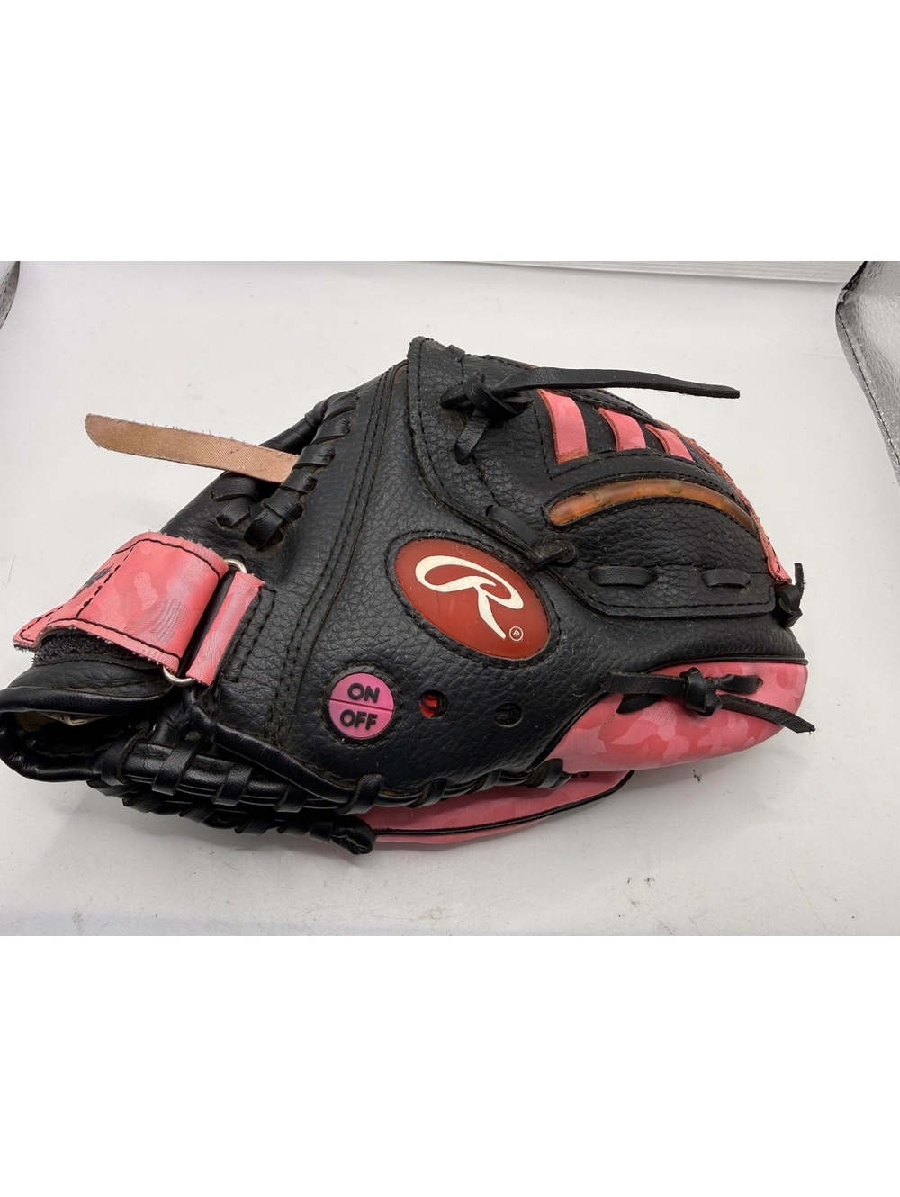 Rawlings Girls Rule LS95P 9.5” Youth Baseball Softball Glove Pink Black RHT